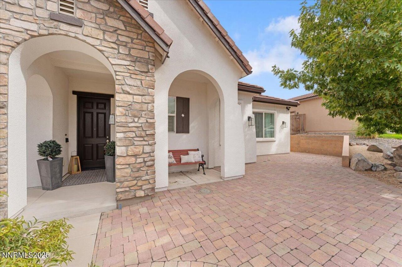 10110 Cavalry Circle, Reno, NV 89521 Photo