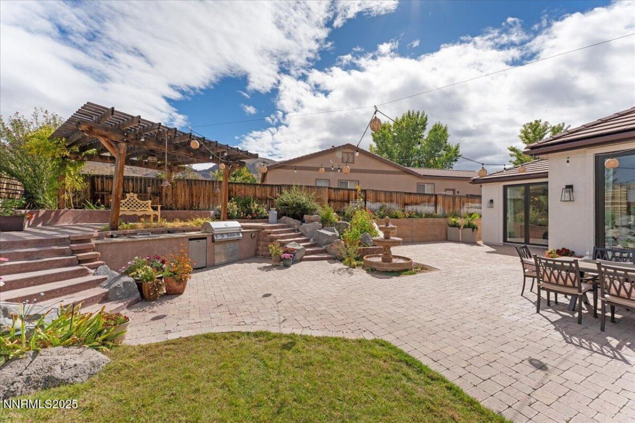 10110 Cavalry Circle, Reno, NV 89521 Photo