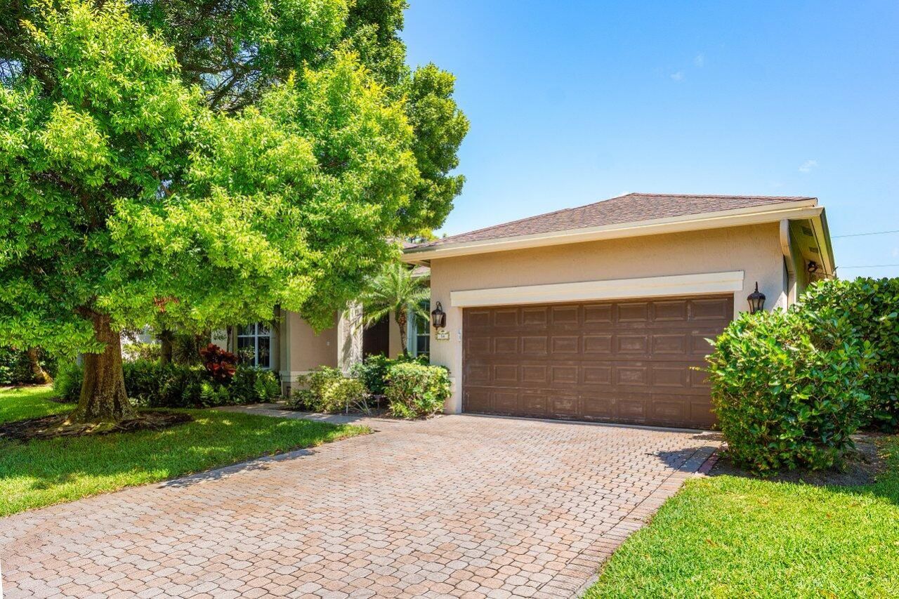 54 Lake Eden Drive, Boynton Beach, FL 33435 Photo