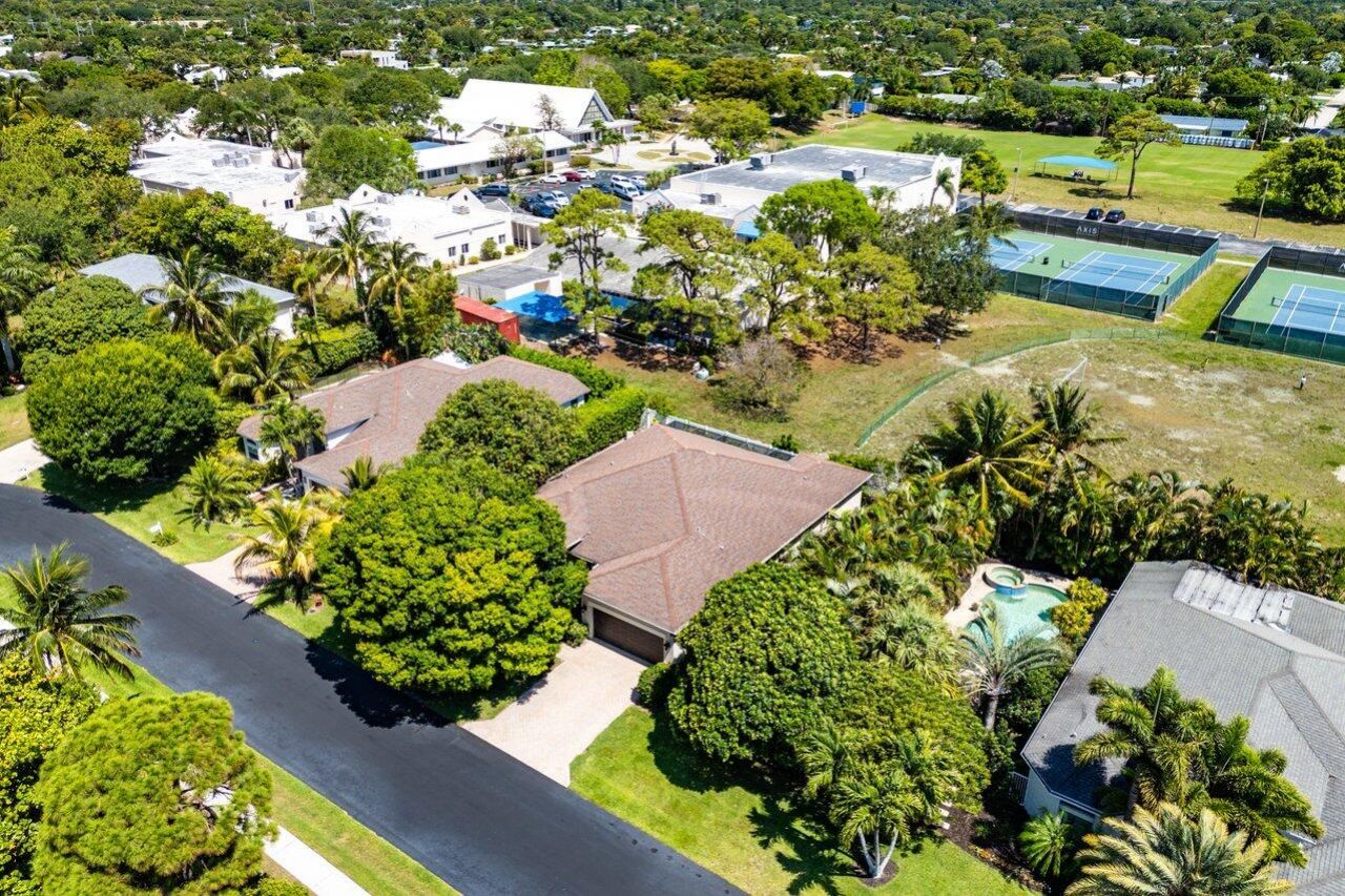 54 Lake Eden Drive, Boynton Beach, FL 33435 Photo