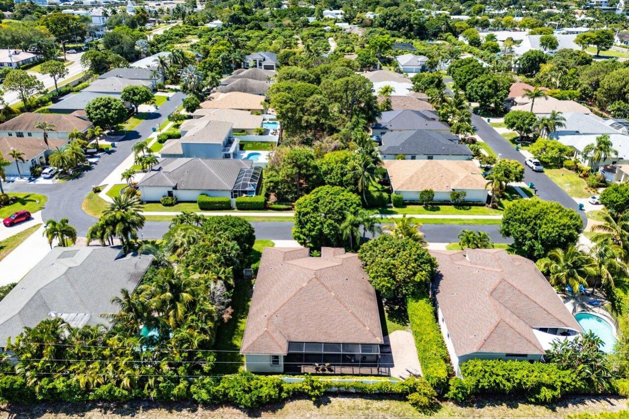 54 Lake Eden Drive, Boynton Beach, FL 33435 Photo