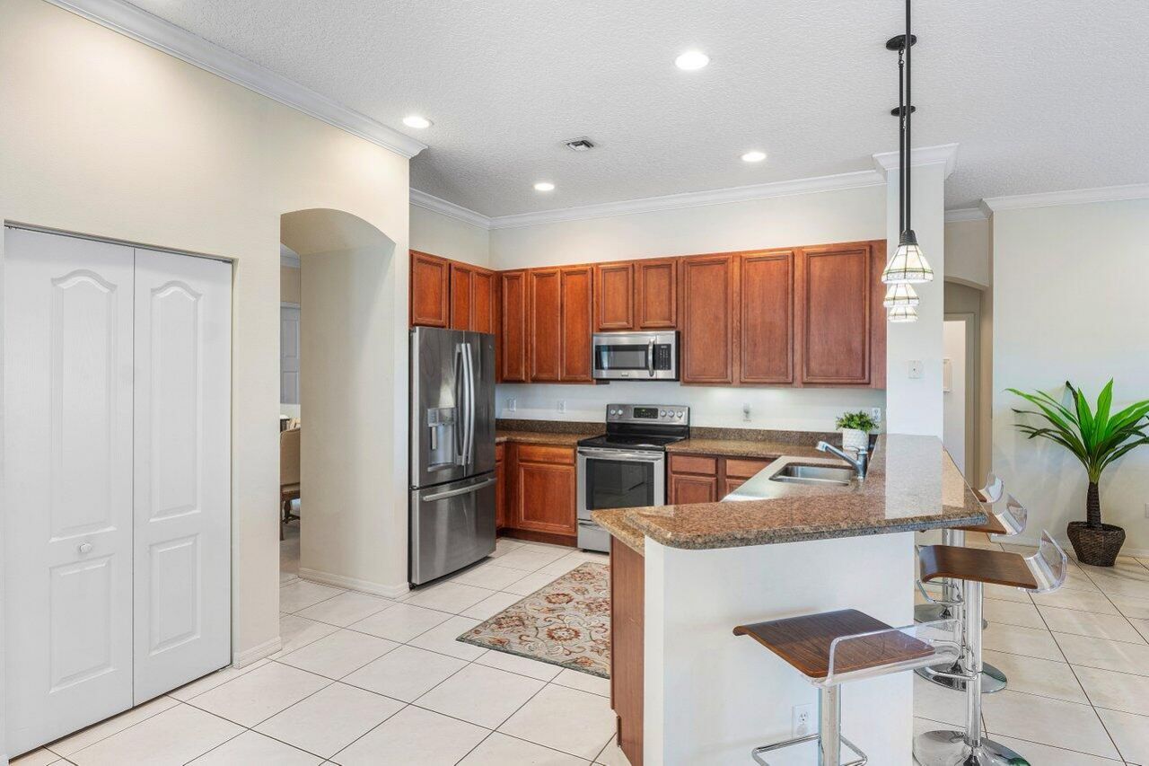 54 Lake Eden Drive, Boynton Beach, FL 33435 Photo