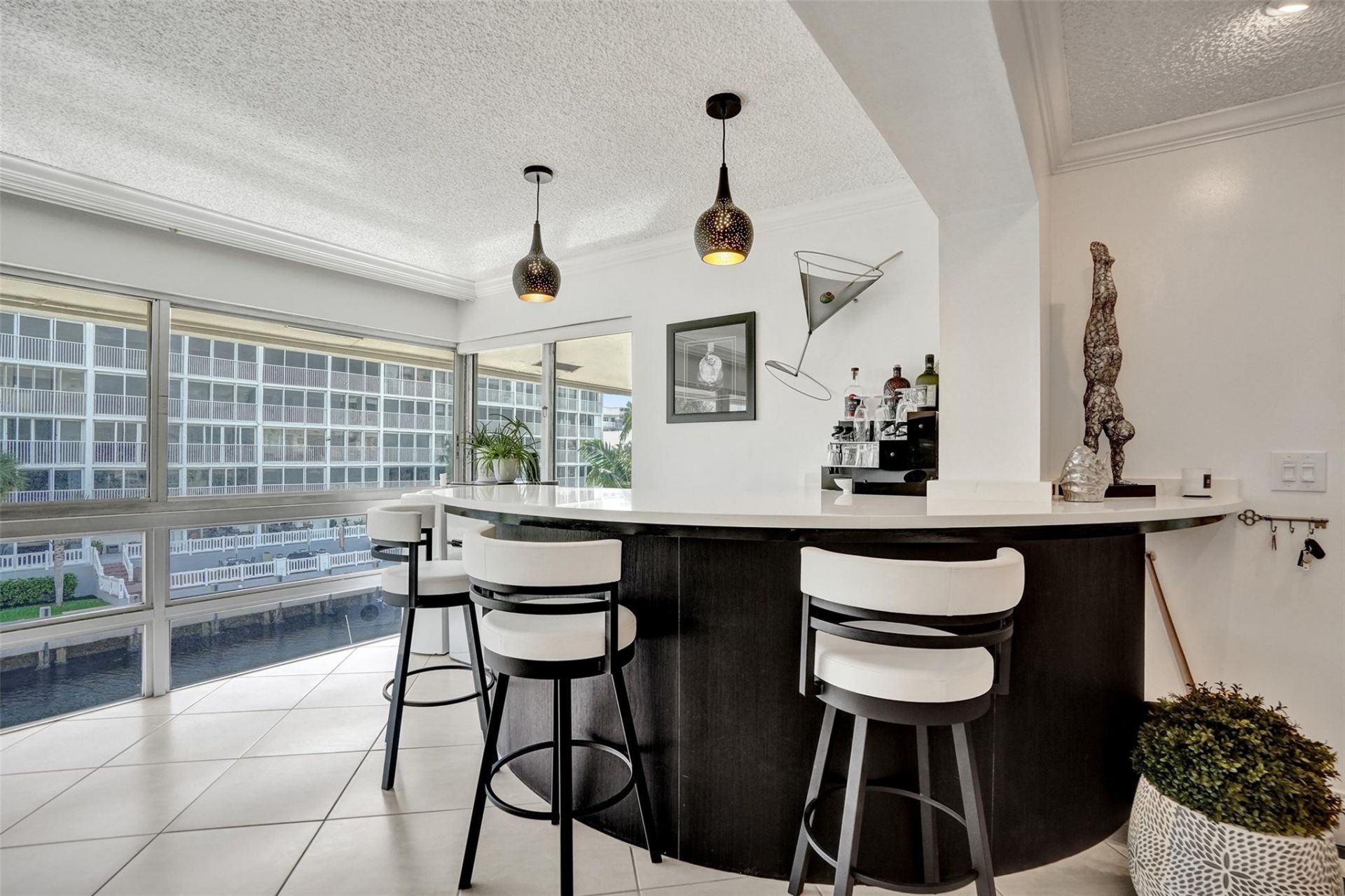 3090 NE 48th Street, Unit 316, Fort Lauderdale, FL 33308 Photo