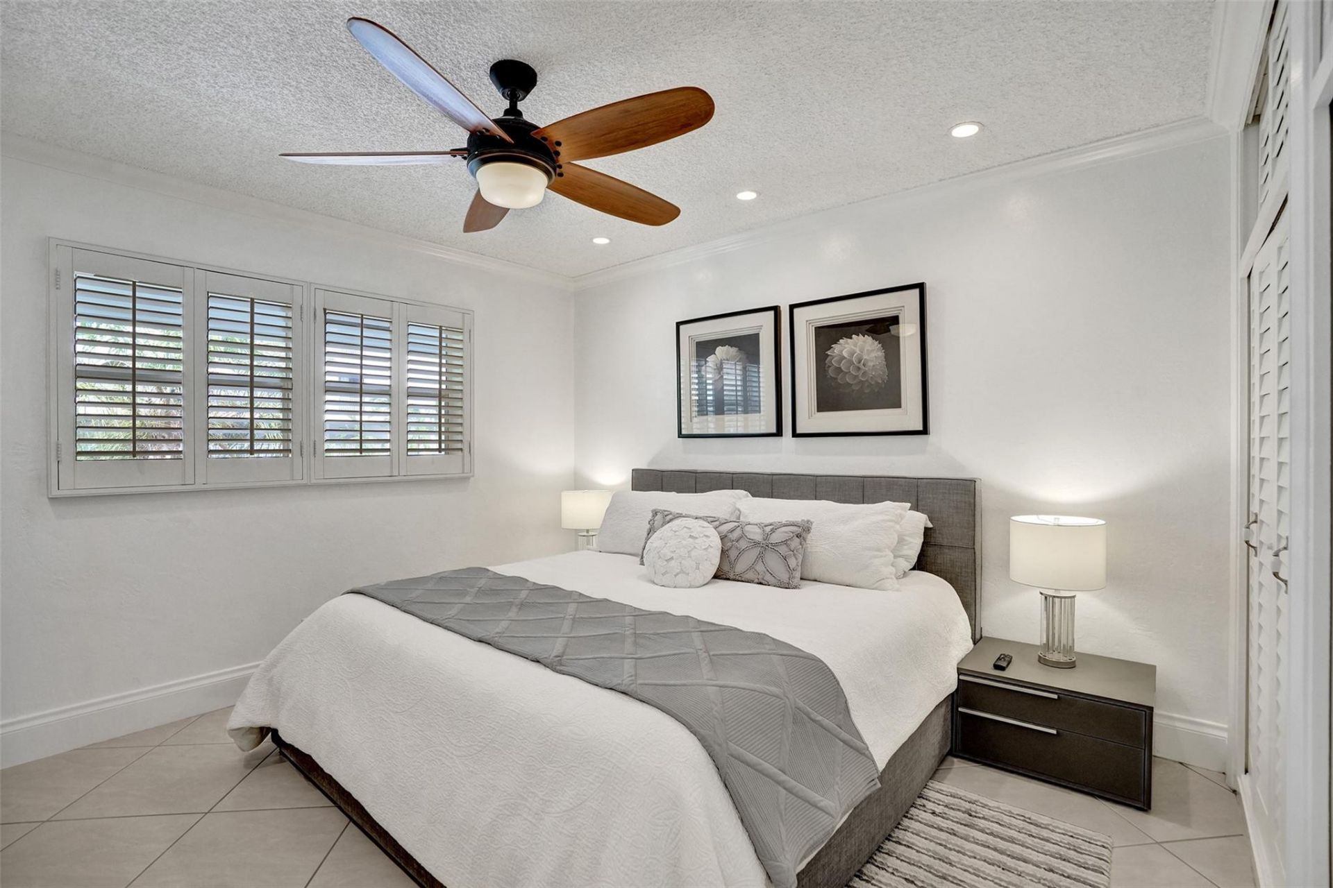 3090 NE 48th Street, Unit 316, Fort Lauderdale, FL 33308 Photo