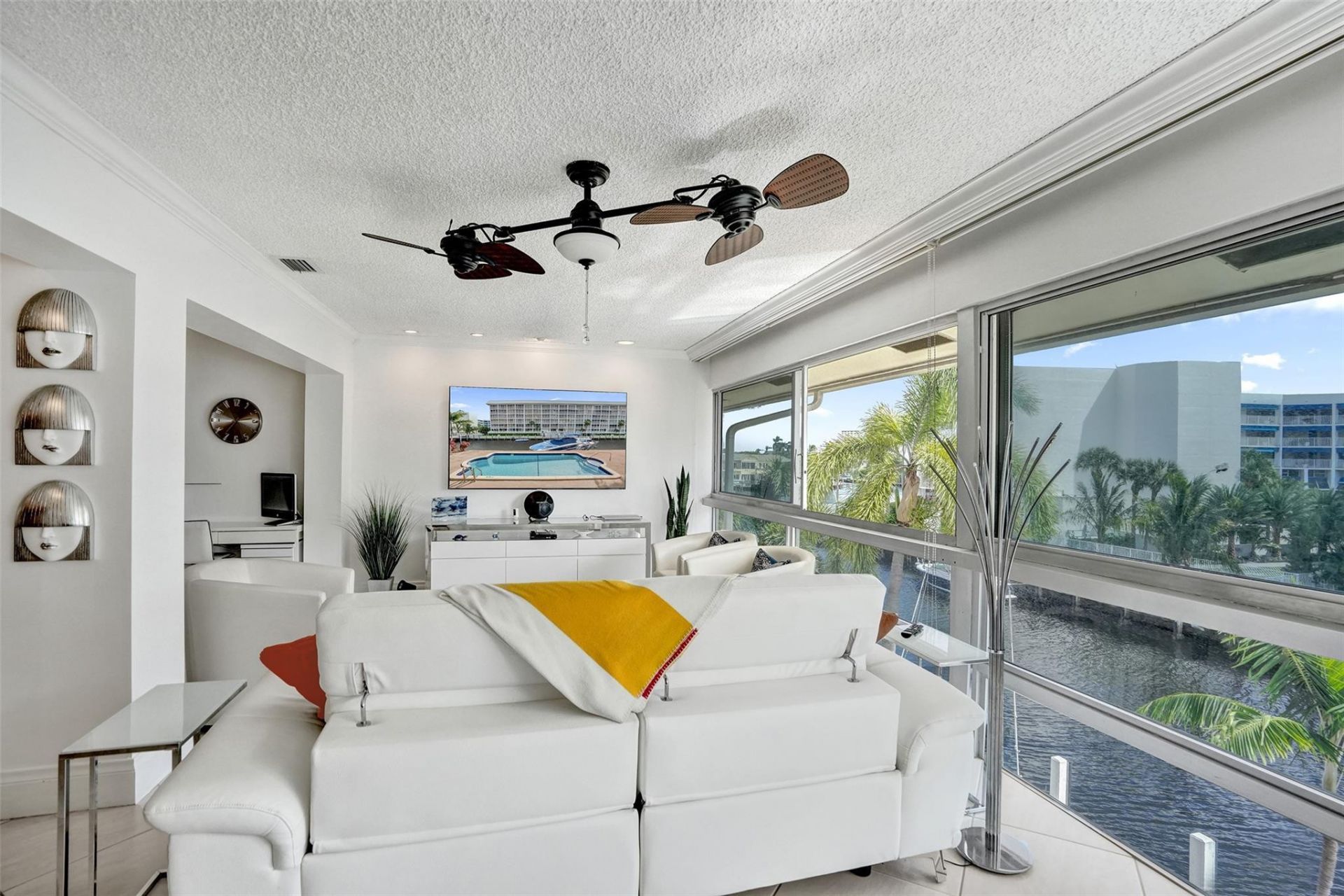 3090 NE 48th Street, Unit 316, Fort Lauderdale, FL 33308 Photo