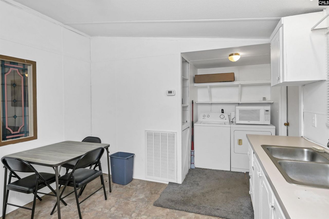 250 Diana Road Photo 18