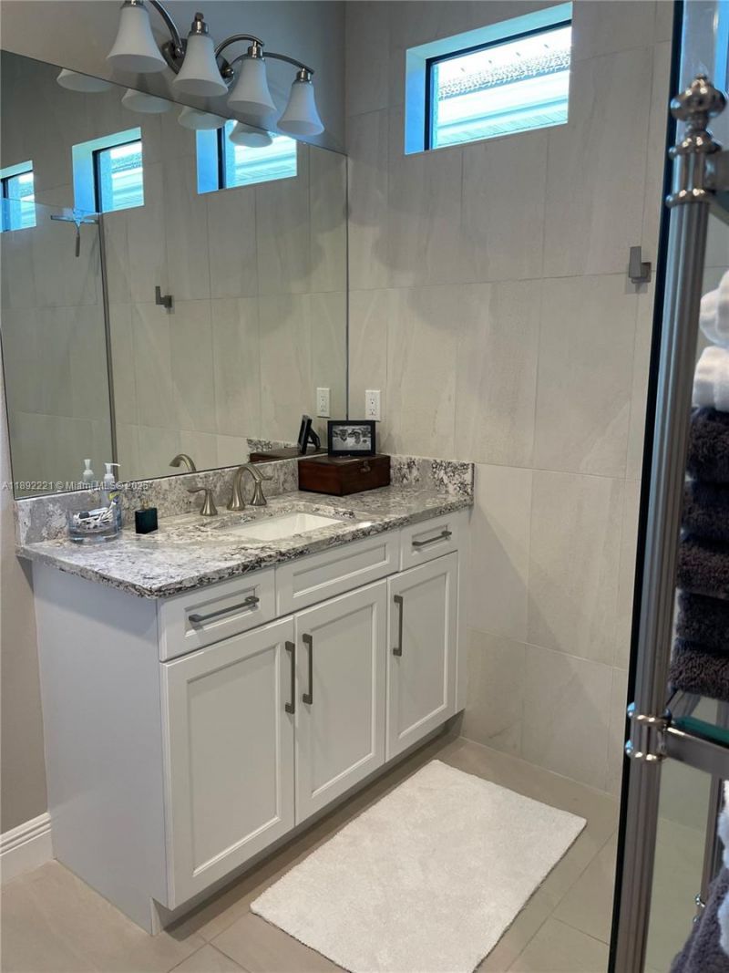 4960 Surfside Circle, Bradenton, FL 34211 Photo