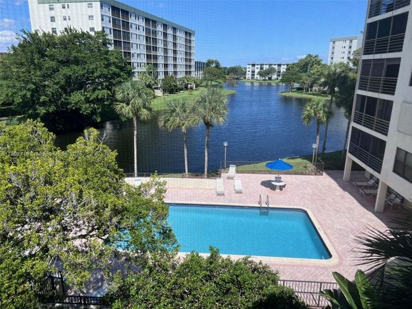 2307 S Cypress Bend Dr, Unit 406A, Pompano Beach, FL 33069