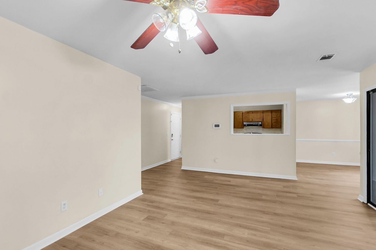 1005 Waterwood Drive Photo 12