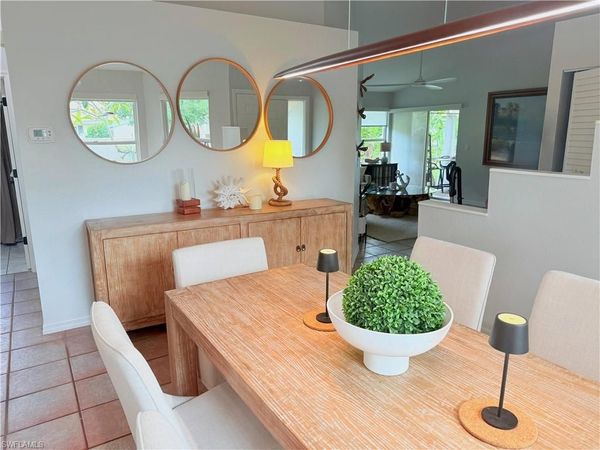 337 Emerald Bay CIR, Unit U1, NAPLES, FL 34110