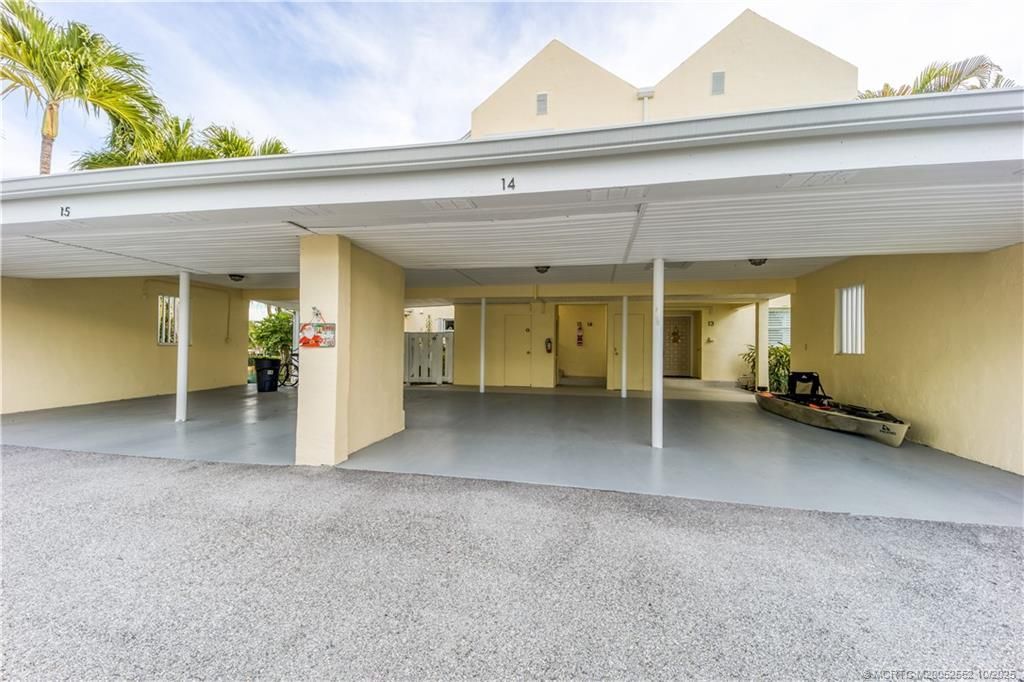 3901 SE Saint Lucie Boulevard, Unit B14, Stuart, FL 34997 Photo