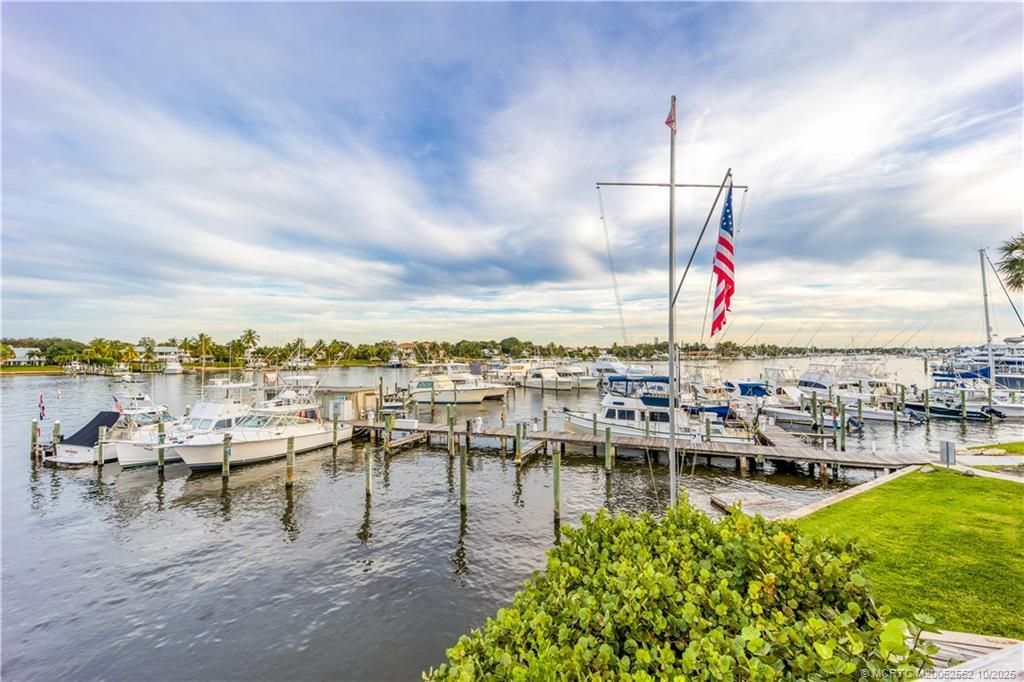 3901 SE Saint Lucie Boulevard, Unit B14, Stuart, FL 34997 Photo