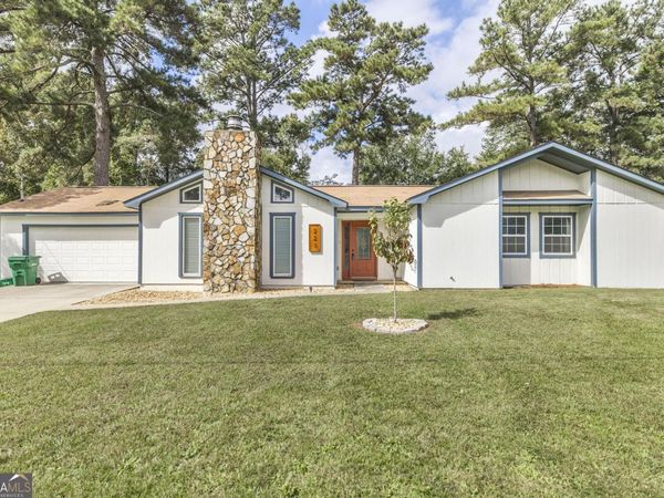 221 Gilchrist Drive, Warner Robins, GA 31093