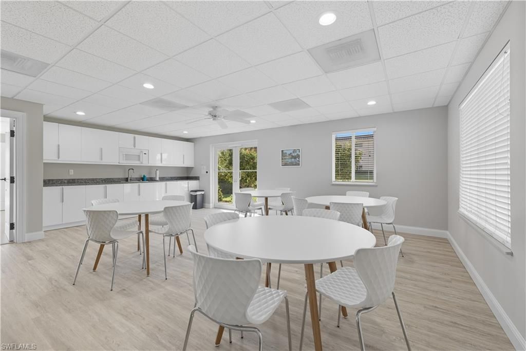 609 12th Ave S, Unit 609, Naples, FL 34102 Photo