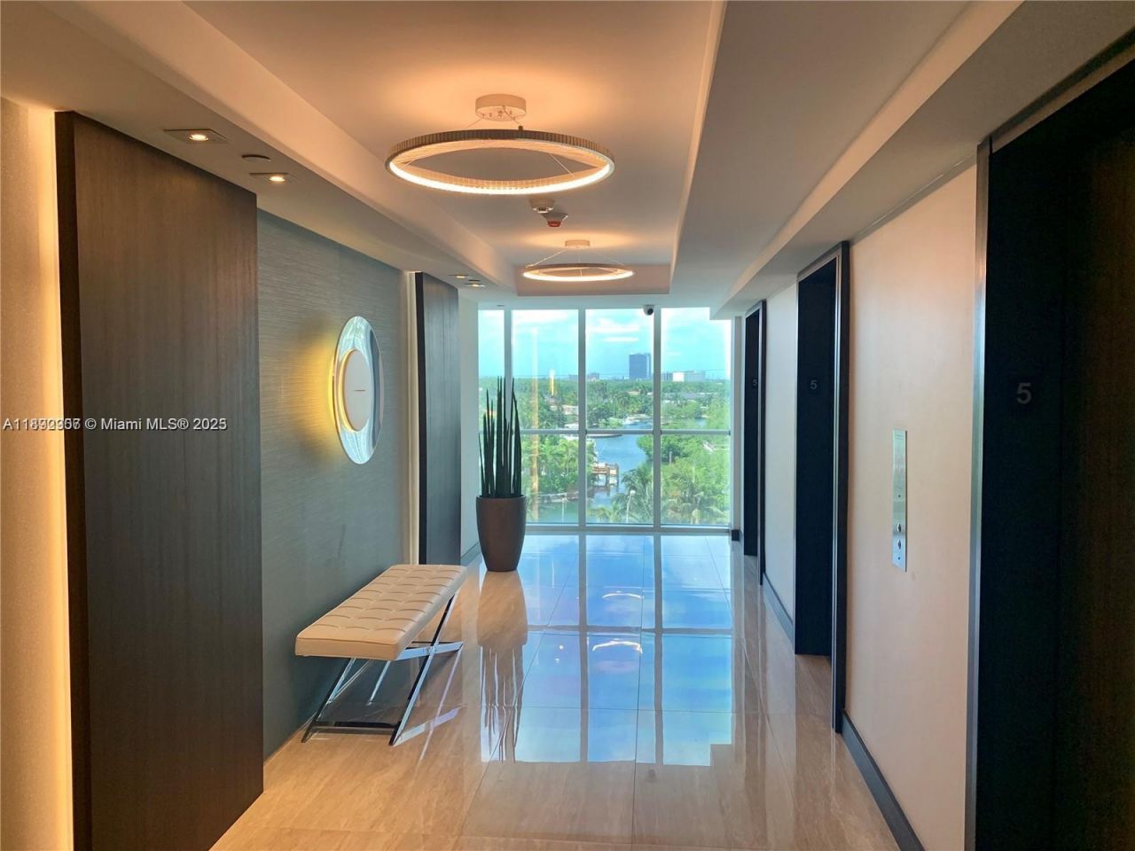 16425 Collins Ave, Unit 512, Sunny Isles Beach, FL 33160 Photo