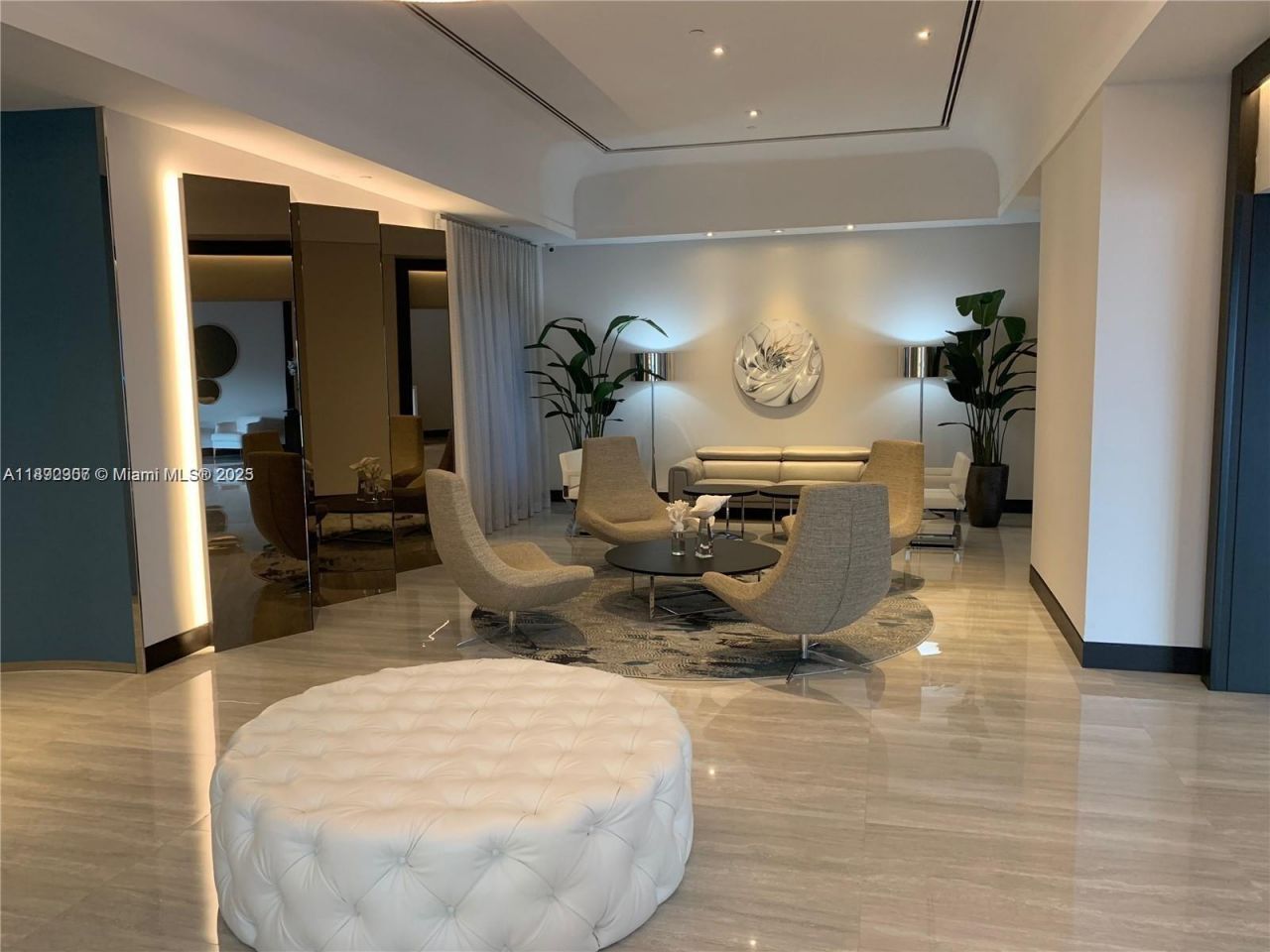 16425 Collins Ave, Unit 512, Sunny Isles Beach, FL 33160 Photo