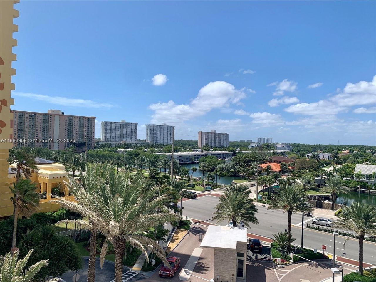 16425 Collins Ave, Unit 512, Sunny Isles Beach, FL 33160 Photo