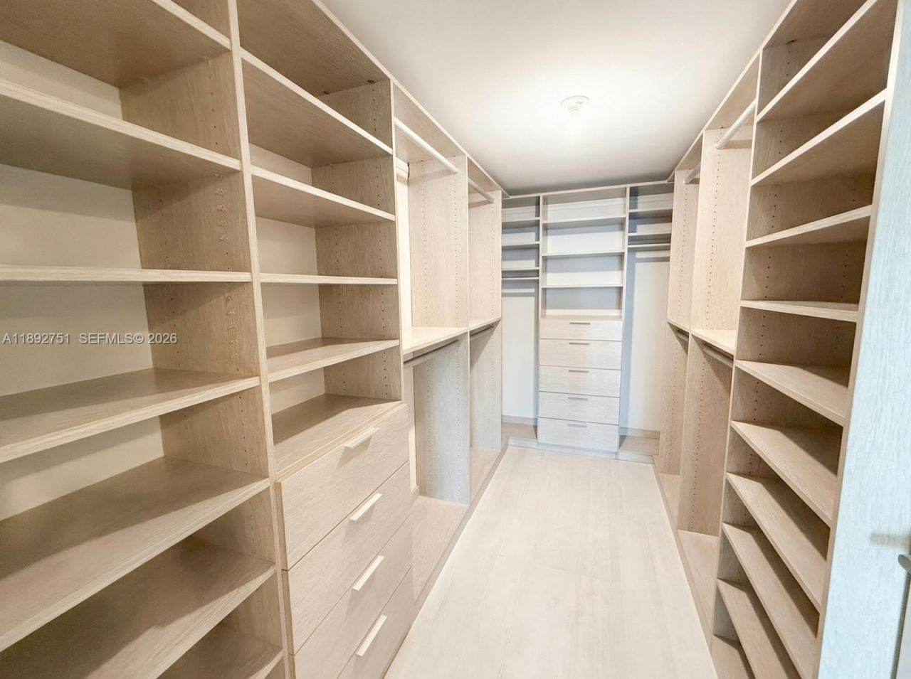 400 Sunny Isles Blvd, Unit 1621, Sunny Isles Beach, FL 33160 Photo