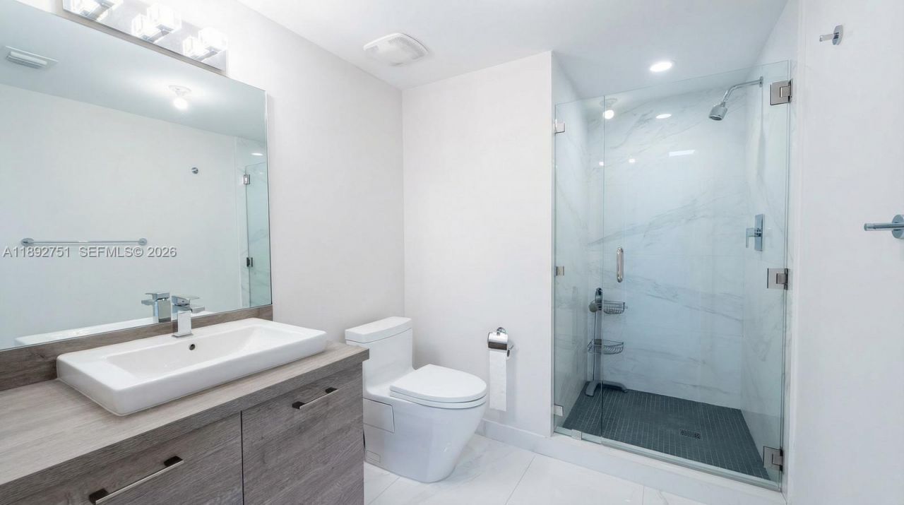 400 Sunny Isles Blvd, Unit 1621, Sunny Isles Beach, FL 33160 Photo