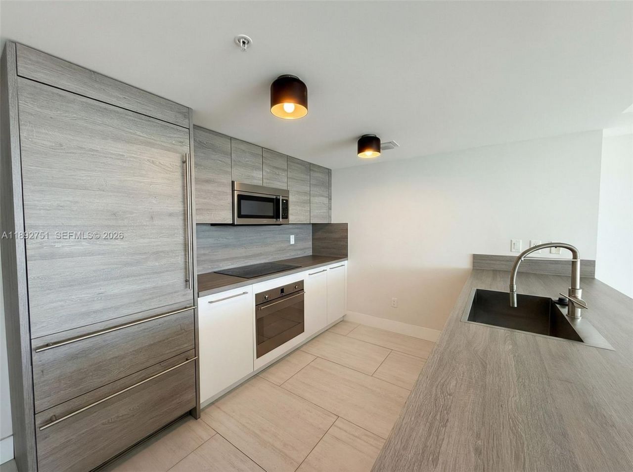 400 Sunny Isles Blvd, Unit 1621, Sunny Isles Beach, FL 33160 Photo