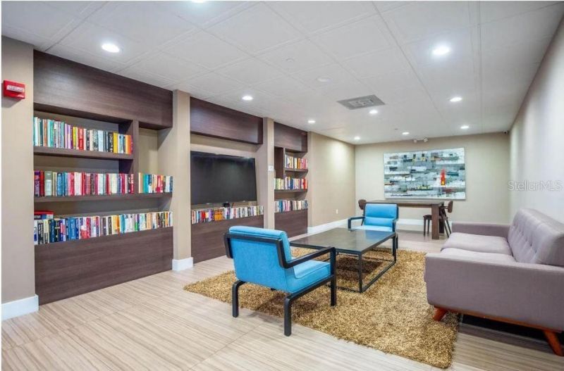 3675 N Country Club Drive, Unit 2110, Miami, FL 33180 Photo