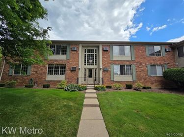 500 Romeo Road, Rochester, MI 48307