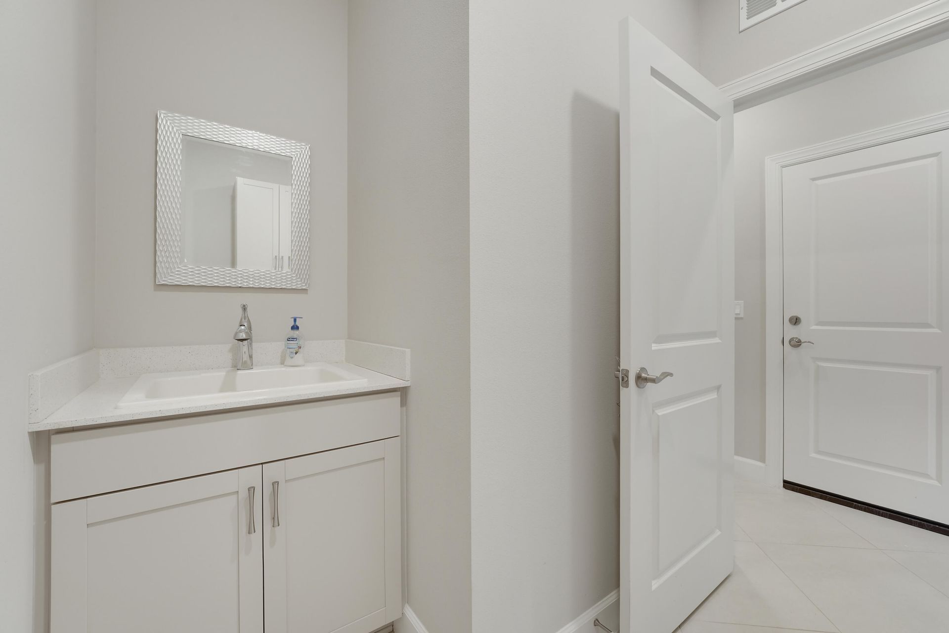 534 SE Crathes Street, Port Saint Lucie, FL 34984 Photo