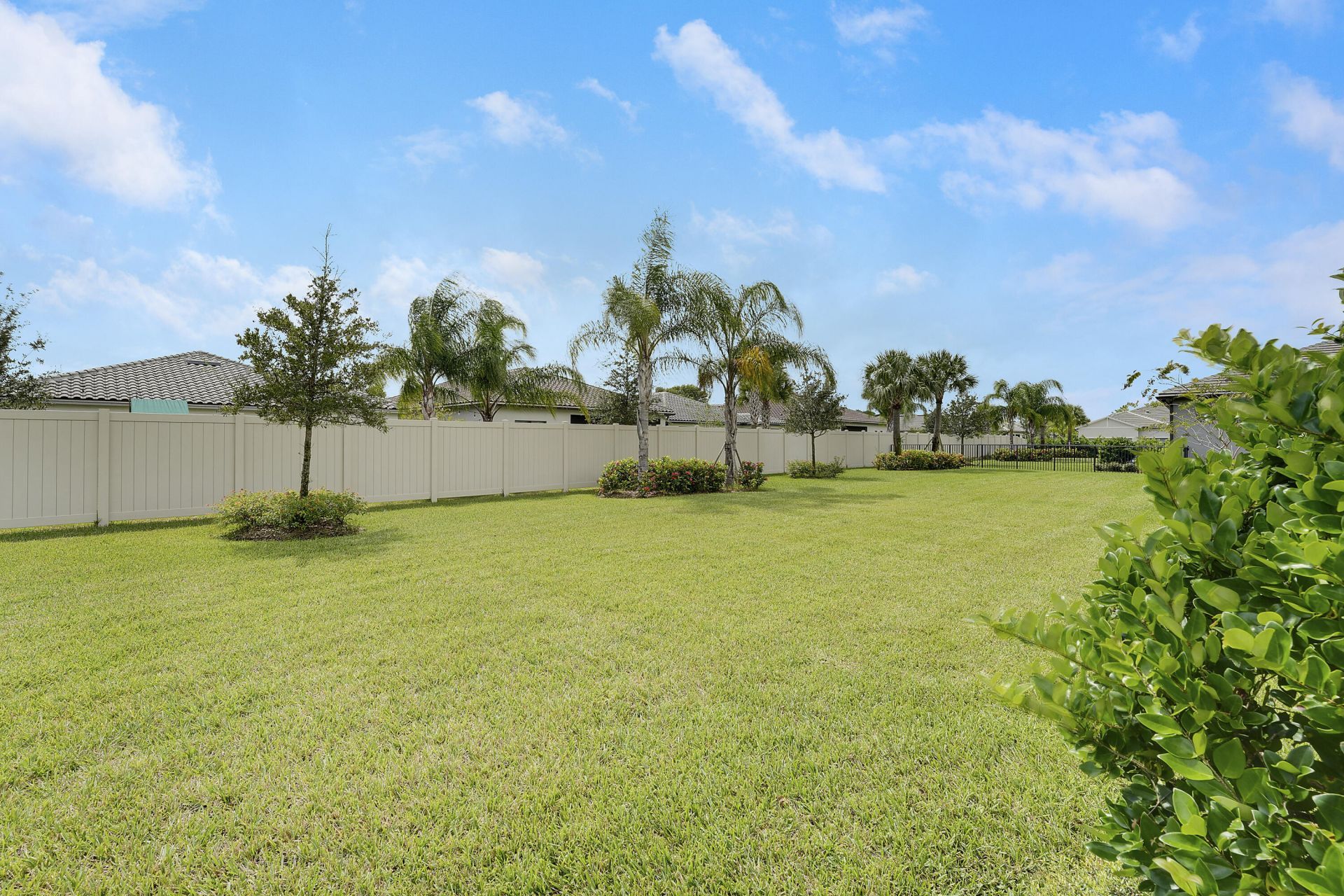 534 SE Crathes Street, Port Saint Lucie, FL 34984 Photo