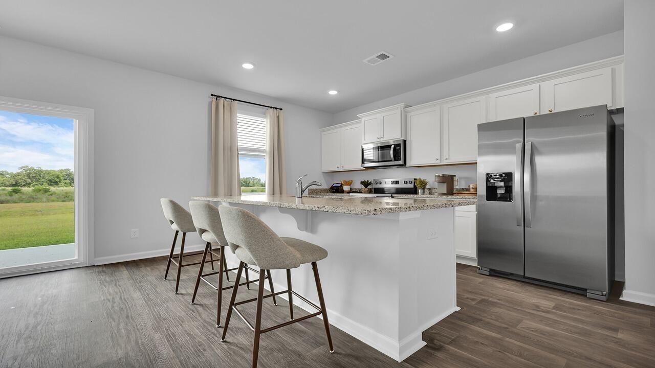 133 Cantley Way Photo 2