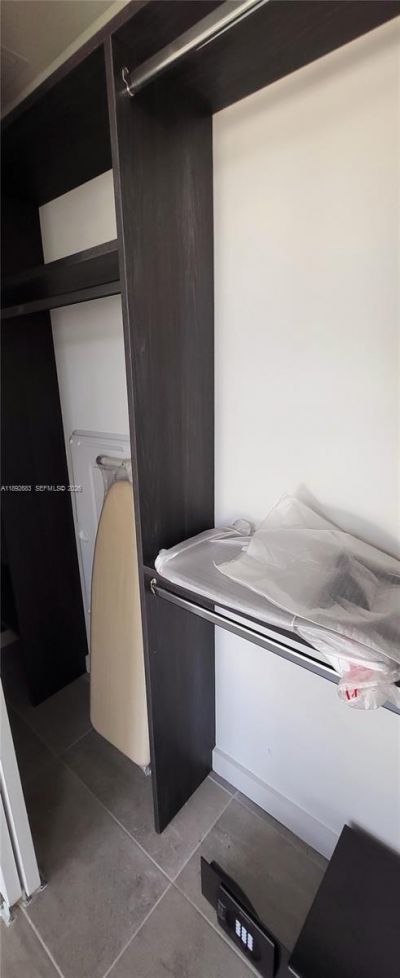 227 NE 2nd St, Unit 2907, Miami, FL 33132 Photo