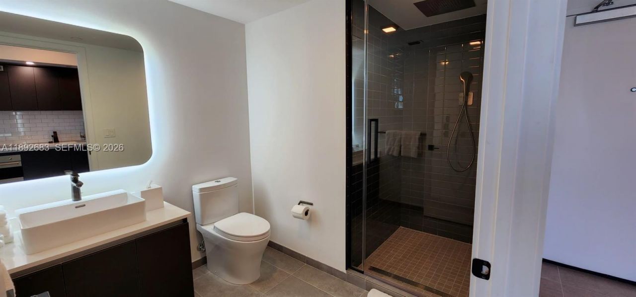 227 NE 2nd St, Unit 2907, Miami, FL 33132 Photo