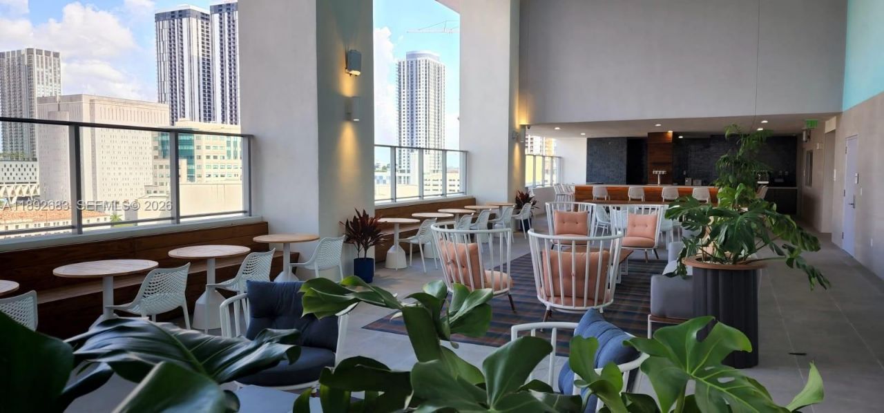 227 NE 2nd St, Unit 2907, Miami, FL 33132 Photo