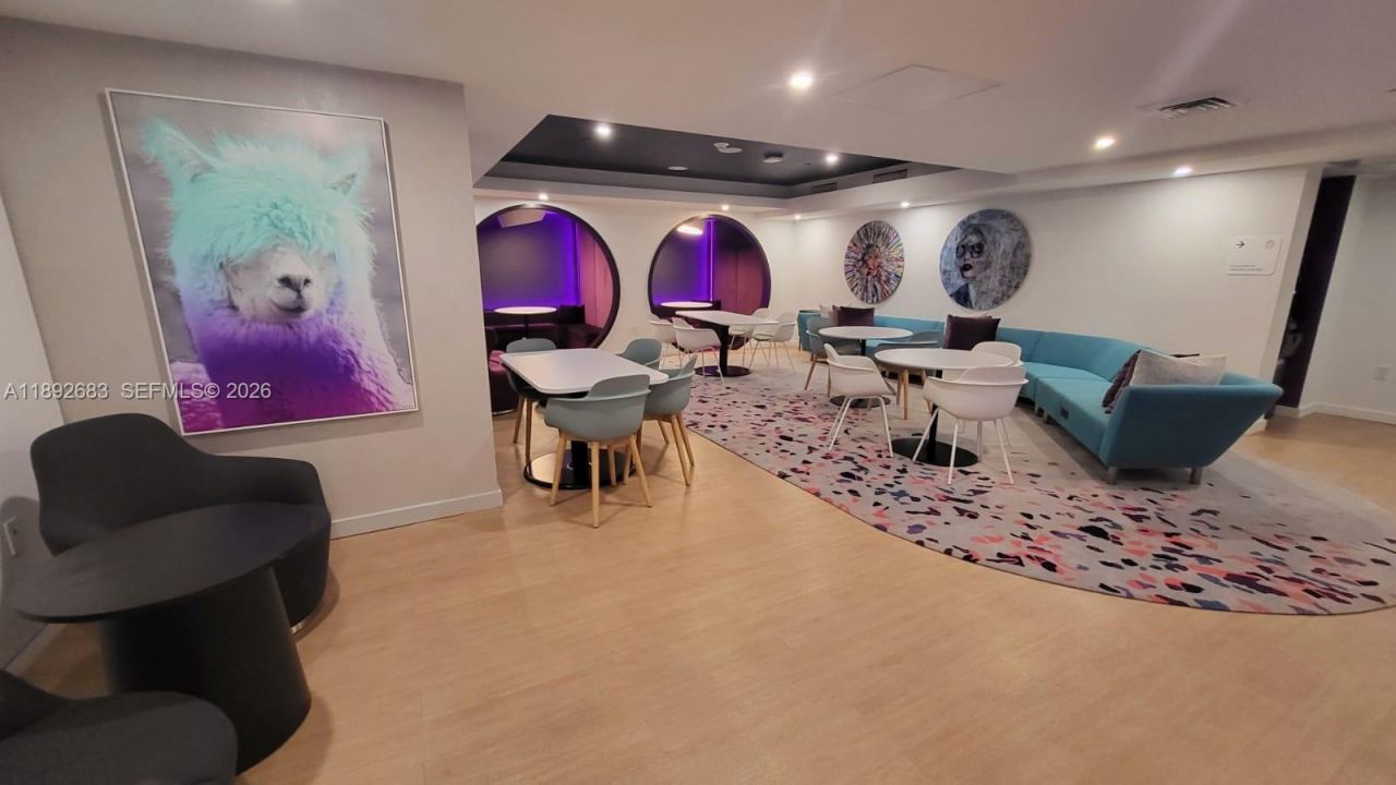 227 NE 2nd St, Unit 2907, Miami, FL 33132 Photo