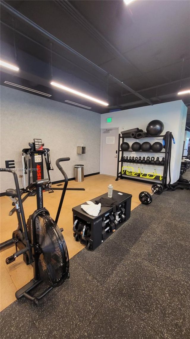 227 NE 2nd St, Unit 2907, Miami, FL 33132 Photo