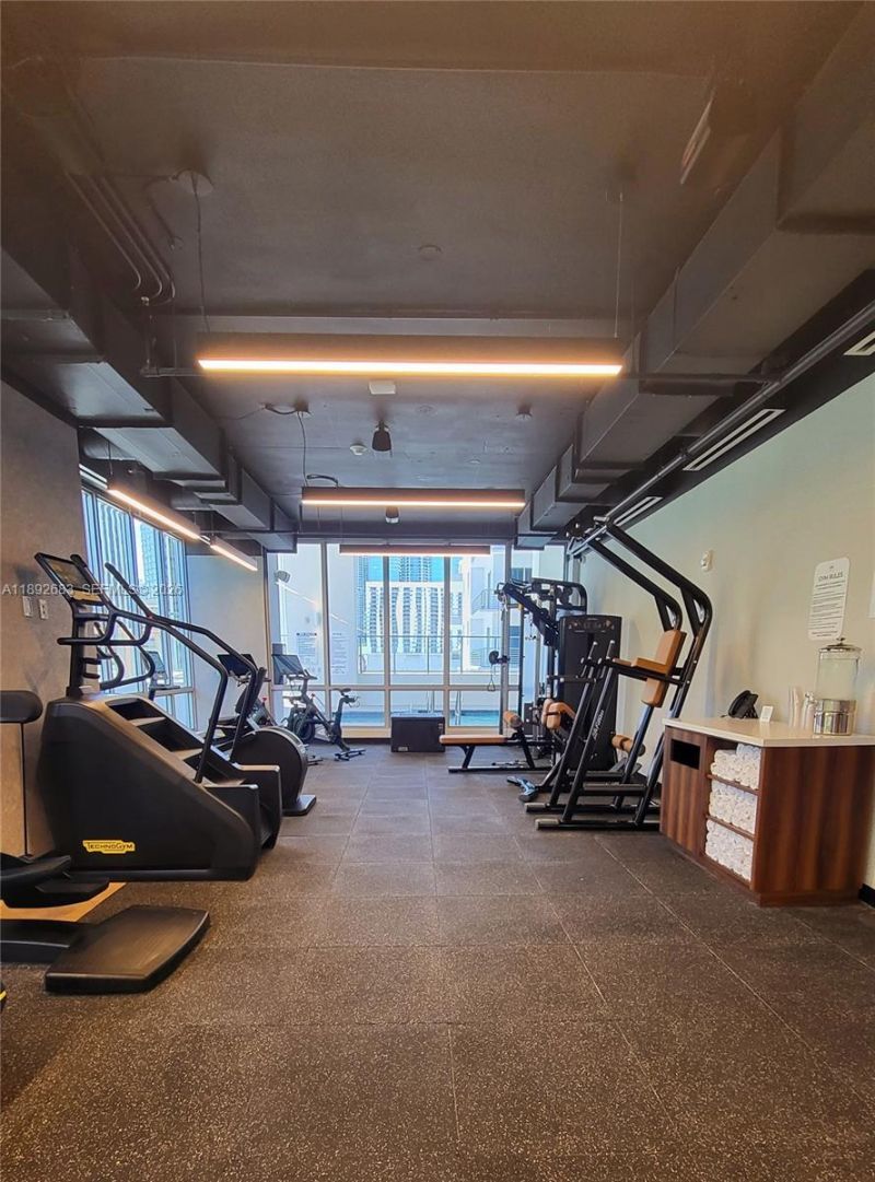 227 NE 2nd St, Unit 2907, Miami, FL 33132 Photo