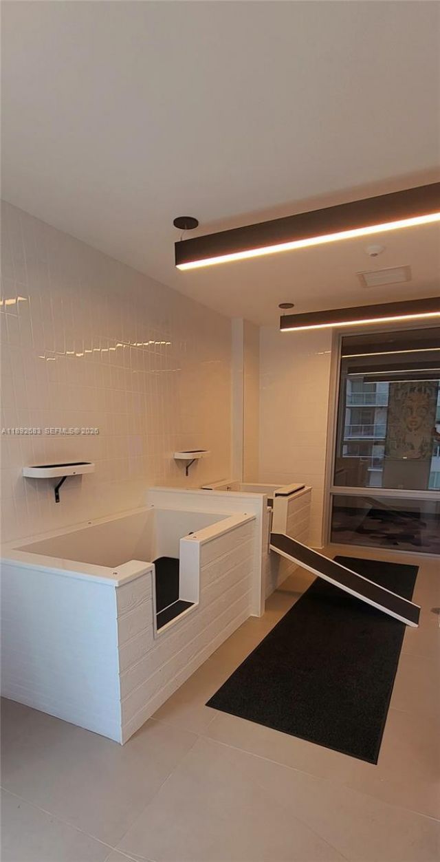 227 NE 2nd St, Unit 2907, Miami, FL 33132 Photo