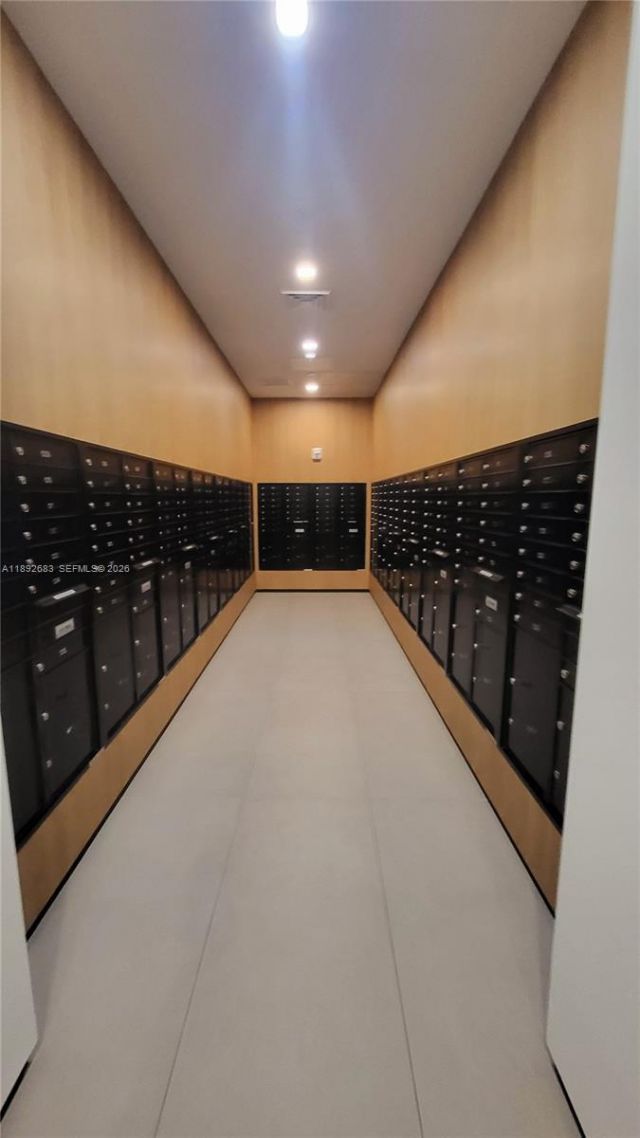 227 NE 2nd St, Unit 2907, Miami, FL 33132 Photo