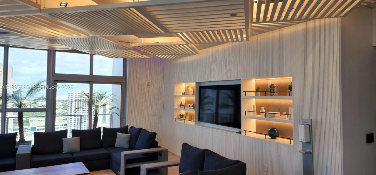 227 NE 2nd St, Unit 2907, Miami, FL 33132 Photo