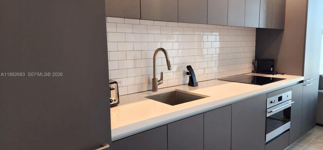 227 NE 2nd St, Unit 2907, Miami, FL 33132 Photo