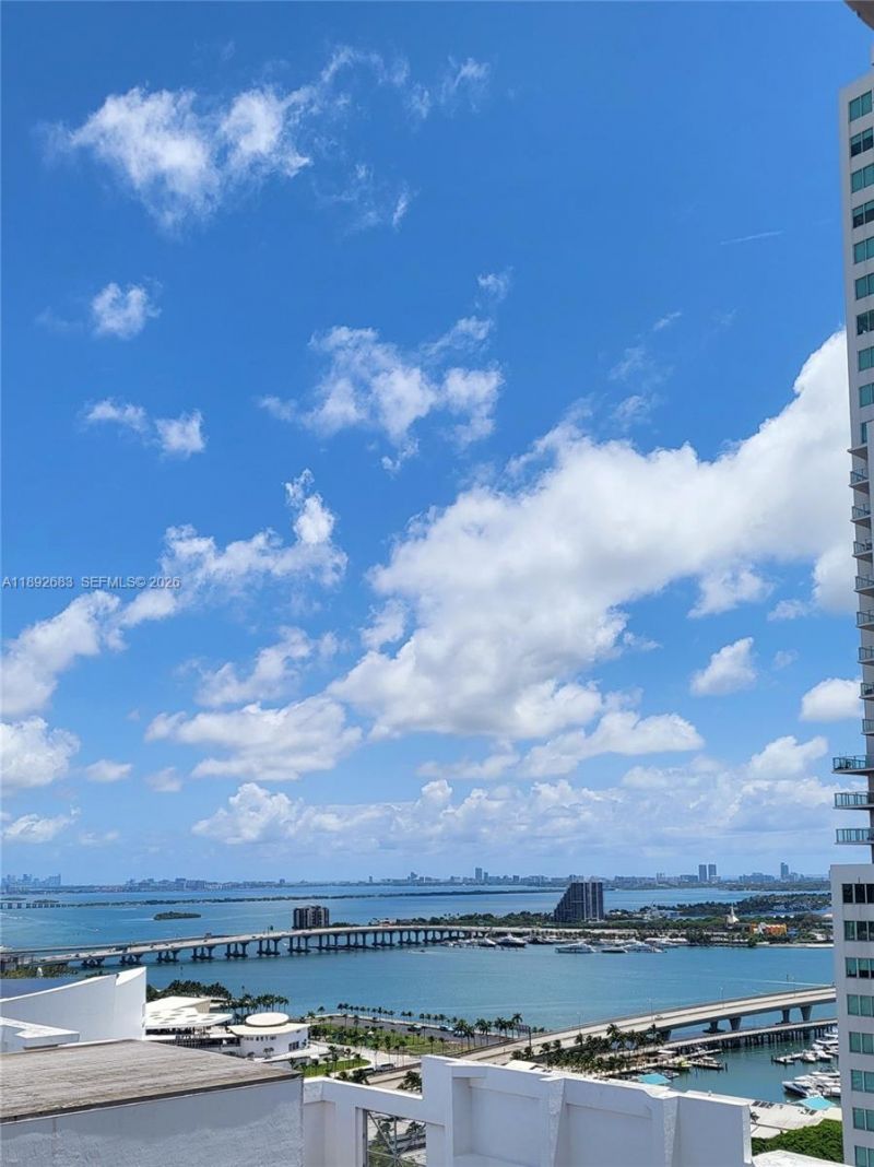 227 NE 2nd St, Unit 2907, Miami, FL 33132 Photo