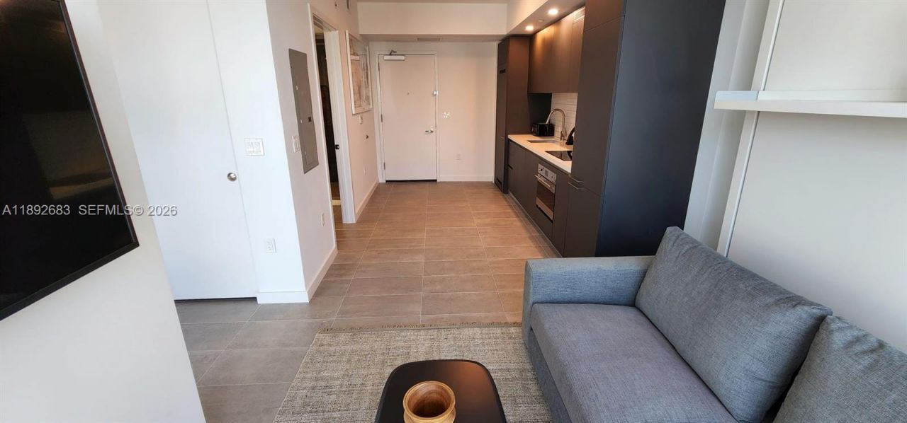 227 NE 2nd St, Unit 2907, Miami, FL 33132 Photo