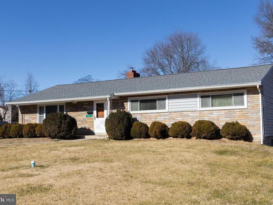 9434 Dubarry Avenue, Lanham, MD 20706 Main Photo