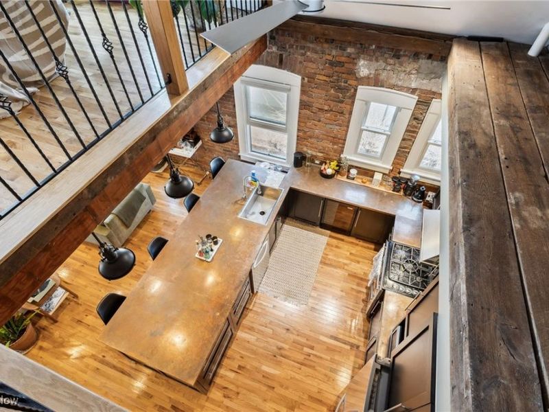 801 Literary Road, Cleveland, OH 44113 Photo 22