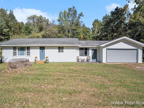 4070 E Fruiport Road, Fruitport, MI 49415