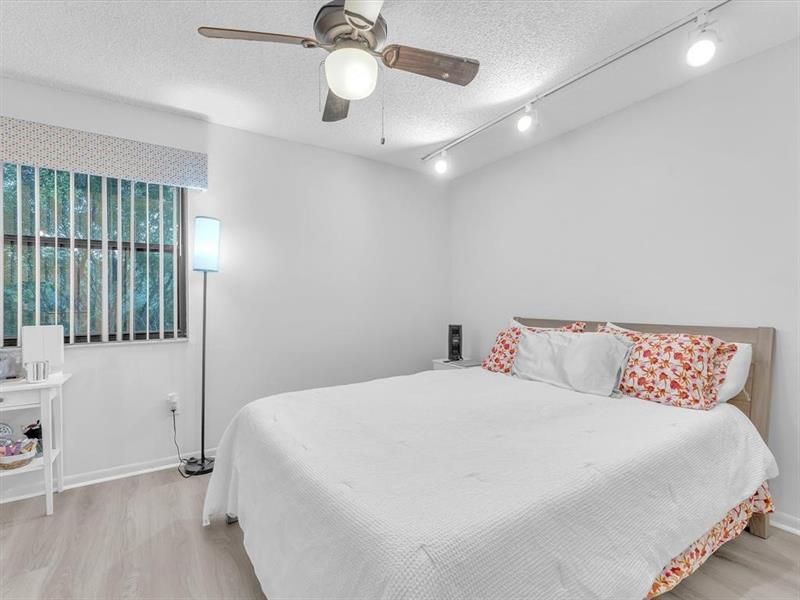 146 NW 98th Terrace, Plantation, FL 33324 Photo