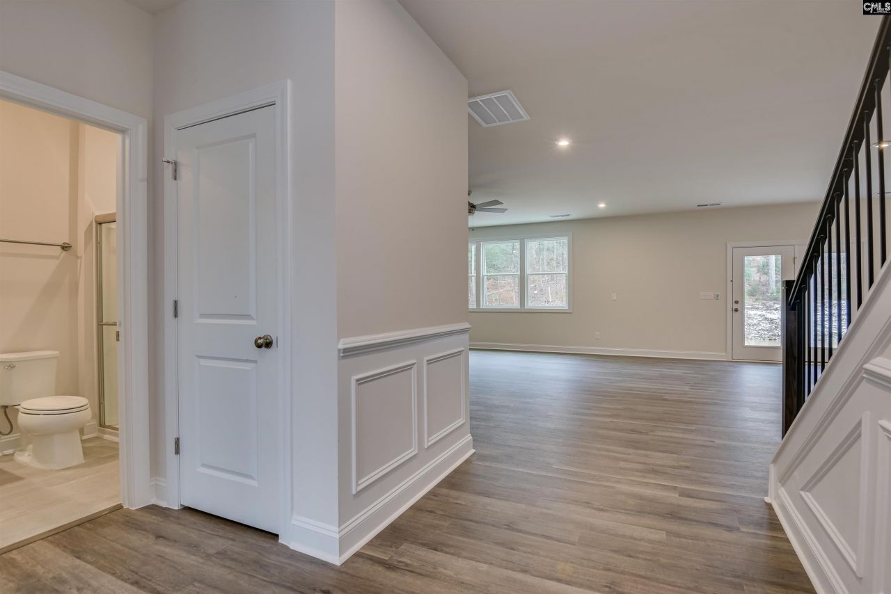 2468 Green Viper Loop Photo 6