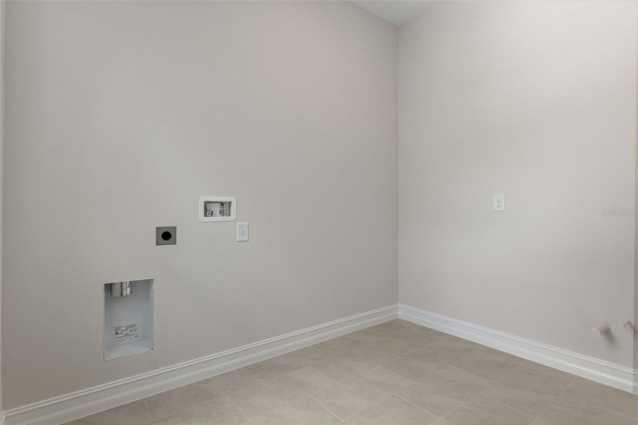 3818 W Birds Nest Drive, Beverly Hills, FL 34465 Photo