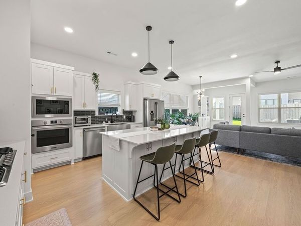 3601 SW Daybreak Boulevard, Bentonville, AR 72713