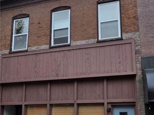 122 W Main Street, Belleville, IL 62220