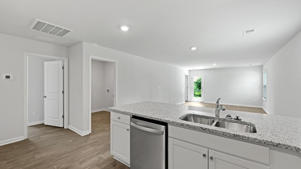 129 Brooks Drive Photo 8